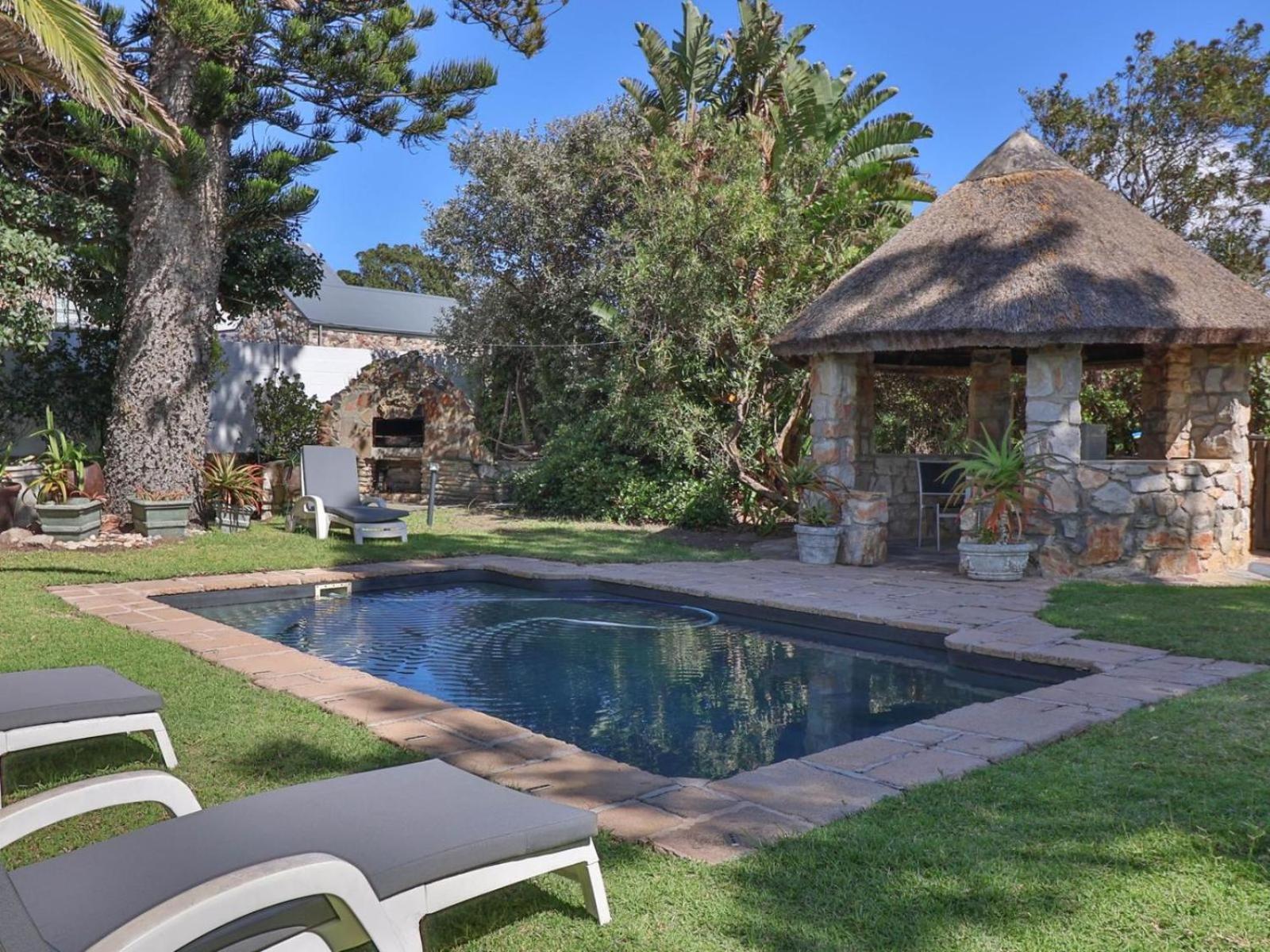 House On Westcliff 4*